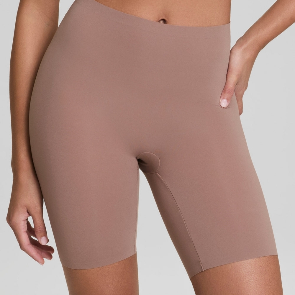 SPANX Midthigh Compression Bike Shorts Cafe Au Lait Tan Nude XL